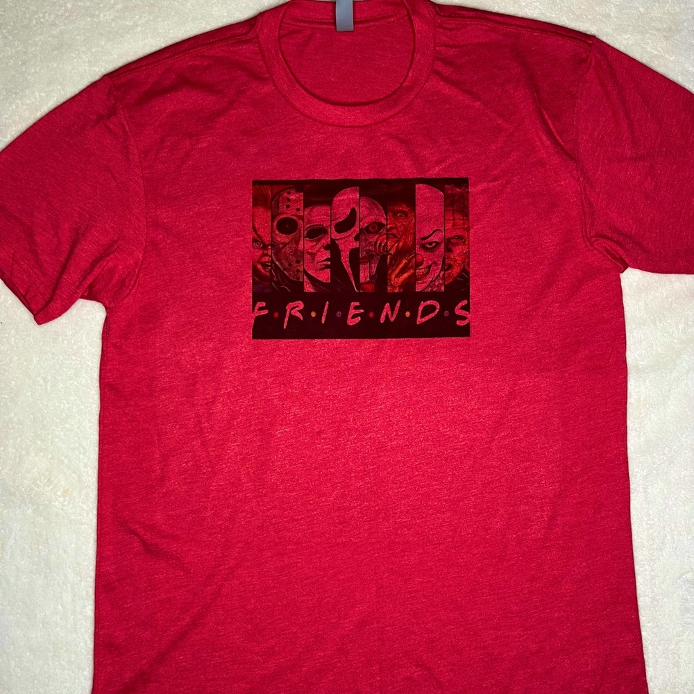FRIENDS Halloween Graphic Tee - size Medium (M)
